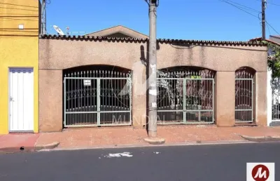 Casa (térrea na rua) 3 dormitórios, cozinha planejada