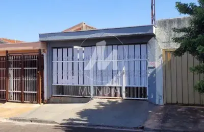 Casa (térrea na rua) 2 dormitórios, cozinha planejada