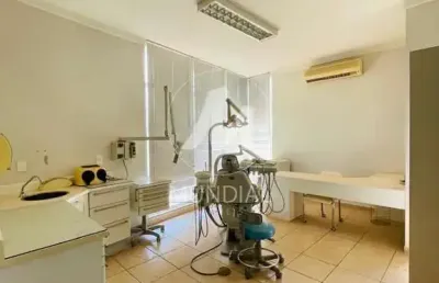 Sala comercial (sala - terrea independente) , em condomínio fechado