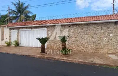 Casa (térrea na rua) 3 dormitórios/suite, cozinha planejada