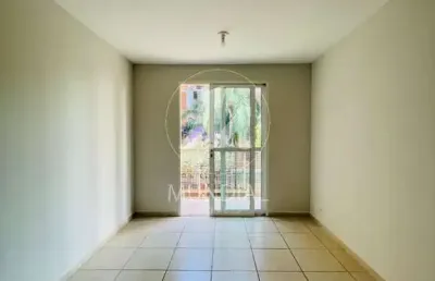 Apartamento (tipo - padrao) 3 dormitórios/suite, cozinha planejada, portaria 24hs, lazer, salão de festa, elevador, em condomínio fechado