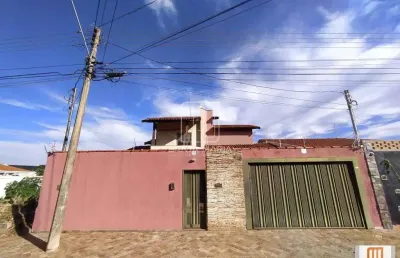 Casa (sobrado na  rua) 3 dormitórios/suite, cozinha planejada