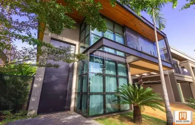 Casa (sobrado em condominio) 4 dormitórios/suite, cozinha planejada, portaria 24hs, em condomínio fechado