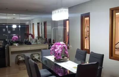 Casa (térrea na rua) 3 dormitórios/suite, cozinha planejada