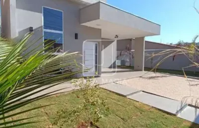 Casa (térrea na rua) 3 dormitórios/suite, cozinha planejada