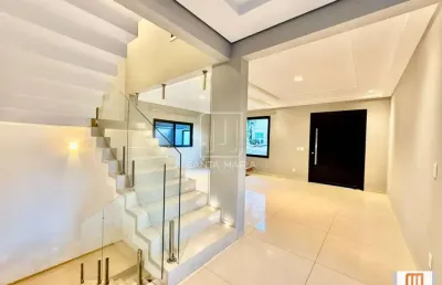 Casa (sobrado em condominio) 5 dormitórios/suite, cozinha planejada, portaria 24hs, lazer, em condomínio fechado