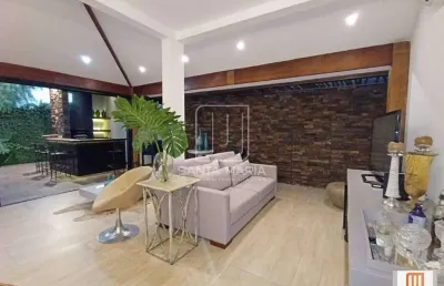 Casa (térrea na rua) 3 dormitórios/suite, cozinha planejada, em condomínio fechado