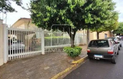 Casa (térrea na rua) 3 dormitórios, cozinha planejada