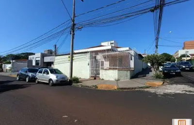 Casa (térrea na rua) 3 dormitórios/suite, cozinha planejada