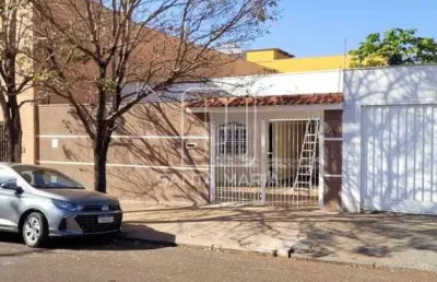 Casa (térrea na rua) 3 dormitórios/suite, cozinha planejada