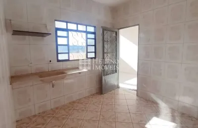 Casa com 3 quartos para alugar na Rua São Lucas, 415, Santa Cruz, Vespasiano