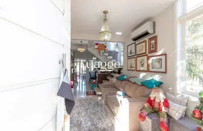 Casa com 4 quartos à venda na Avenida Edgar Pires de Castro, 617, Hípica, Porto Alegre