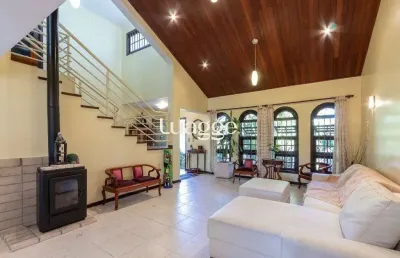 Casa para venda - 308.25m², 3 dormitórios, sendo 1 suites, 5 vagas - cristal
