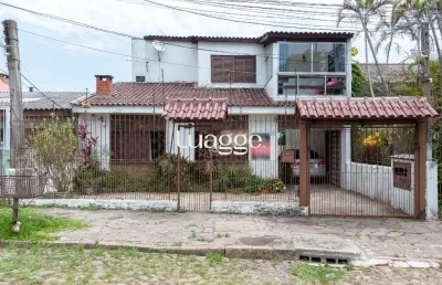 Casa para venda - 149.99m², 6 dormitórios, sendo 2 suites, nonoai