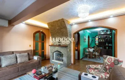 Casa para venda - 232.5m², 3 dormitórios, sendo 1 suites, 4 vagas - nonoai