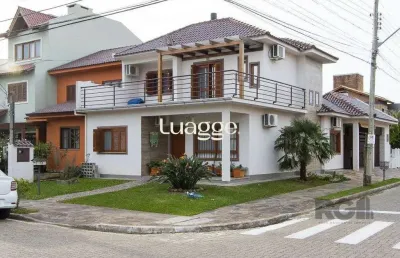 Casa para venda com 3 dormitórios, sendo 1 suítes e 2 vagas no bairro hípica