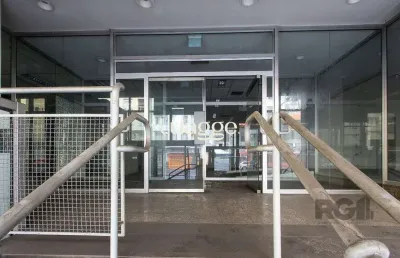 Ponto comercial para alugar na Avenida Borges de Medeiros, 712, Centro Histórico, Porto Alegre
