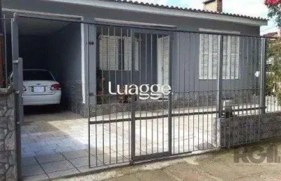 Casa com 3 quartos à venda na Rua Victor Issler, 485, Espírito Santo, Porto Alegre