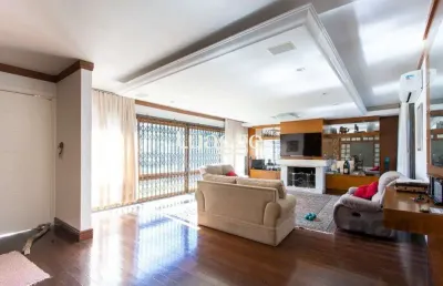 Casa com 3 quartos à venda na Avenida Pereira Passos, 470, Vila Assunção, Porto Alegre