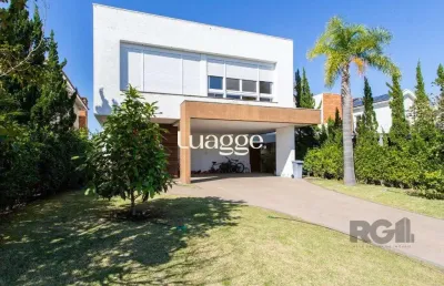 Casa em condomínio fechado com 3 quartos à venda na Avenida Juca Batista, 9060, Belém Novo, Porto Alegre
