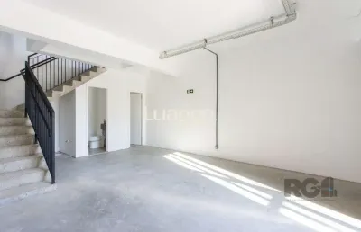 Ponto comercial para alugar na Travessa Pedra Redonda, 83, Jardim Isabel, Porto Alegre