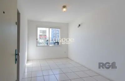 Apartamento com 2 quartos para alugar na Avenida Coronel Lucas de Oliveira, 2997, Petrópolis, Porto Alegre