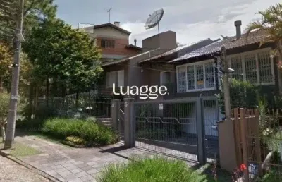 Casa residencila para locação no bairro ipanema - 326m² área total - 03 quartos sendo 01 suíte - piscina
