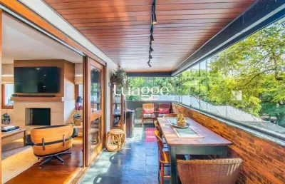 Apartamento de 3 dormitórios no bairro mont&#39;serrat