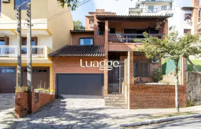 Casa com 5 quartos à venda na Rua Fernando Osório, 649, Teresópolis, Porto Alegre