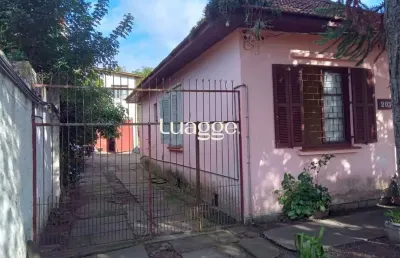 Casa com 2 quartos à venda na Rua Professor Joaquim Louzada, 283, Camaquã, Porto Alegre