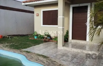 Casa com 3 quartos à venda na Rua Bolivar, 605, Zona Norte, Capão da Canoa