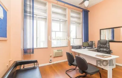 Sala comercial para alugar na Avenida Borges de Medeiros, 368, Centro Histórico, Porto Alegre