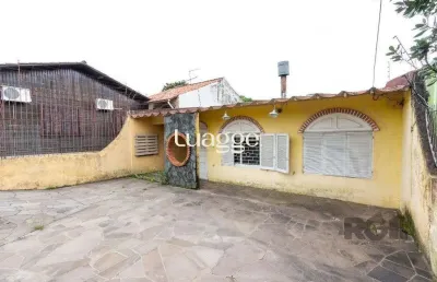 Casa com 3 quartos à venda na Estrada Aracaju, 135, Vila Nova, Porto Alegre