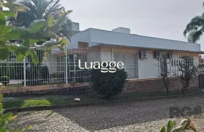 Casa comercial para alugar na Rua Pinaré, 273, Vila Assunção, Porto Alegre
