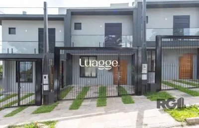 Sobrado novo no bairro tristeza, 3d, 1 suite, churrasqueira, laveira, vista para o rio.