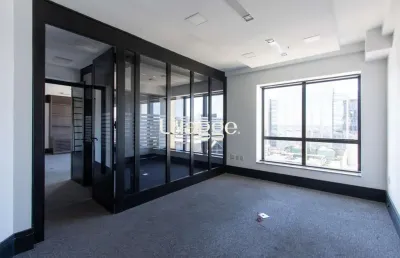 Sala comercial para locação no bairro praia de belas - 36m² área privativa - piso carpete - 01 vaga rotativa de estacionamento