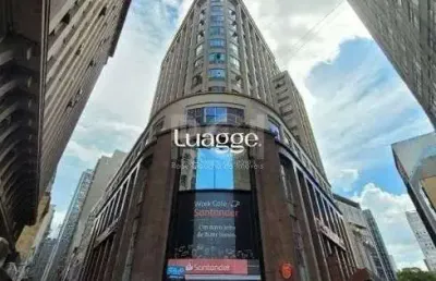 Sala comercial para alugar na Rua Uruguai, 349, Centro Histórico, Porto Alegre