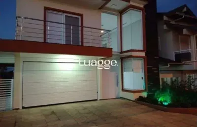 Casa em condomínio com 4 quartos, 2 suítes, 3 banheiros , 4 vagas