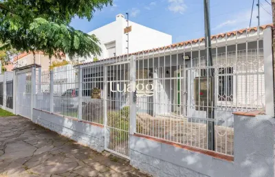 Casa com 3 quartos à venda na Rua Alfredo Silveira Dias, 280, Nonoai, Porto Alegre