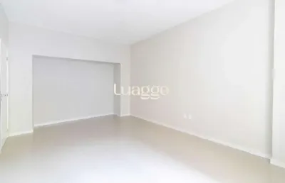 Apartamento com 3 quartos à venda na Rua Ramiro Barcelos, 1161, Independência, Porto Alegre