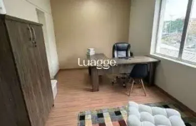 Sala comercial localizada, no coração do bairro tristeza.