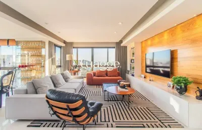 Apartamento exclusivo, decorado com requinte e uma vista incrível!