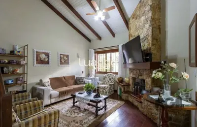 Casa com 3 quartos para alugar na Rua Adão Pinheiro da Silva, 396, Ipanema, Porto Alegre