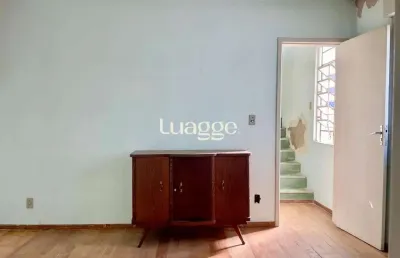 Sobrado comercial triplex com 150m² para locação no bairro rio branco
