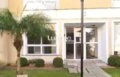 Apartamento térreo desocupado com 2 dormitórios i bairro hipica