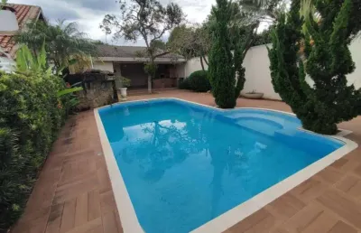 Casa com 2 dormitórios, sendo 2 suítes, à venda, com 297 m² área  construída, r$ 1.300.000,00 - vila petrópolis - atibaia/sp