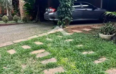 Casa para locação comercial junto a lucas, ponto nobre!