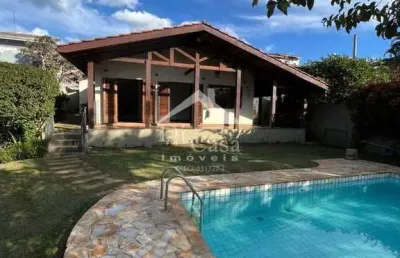 Linda casa com ótima localização jardim santa barbará á  venda