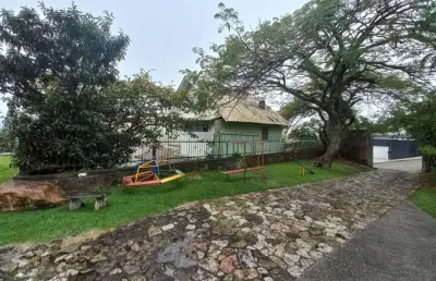 Casa no bairro da trindade em terreno amplo de 1272m²