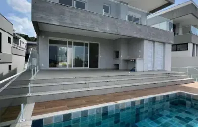 Casa com 4 dormitórios à venda no bairro cidade universitária pedra branca - palhoça/sc